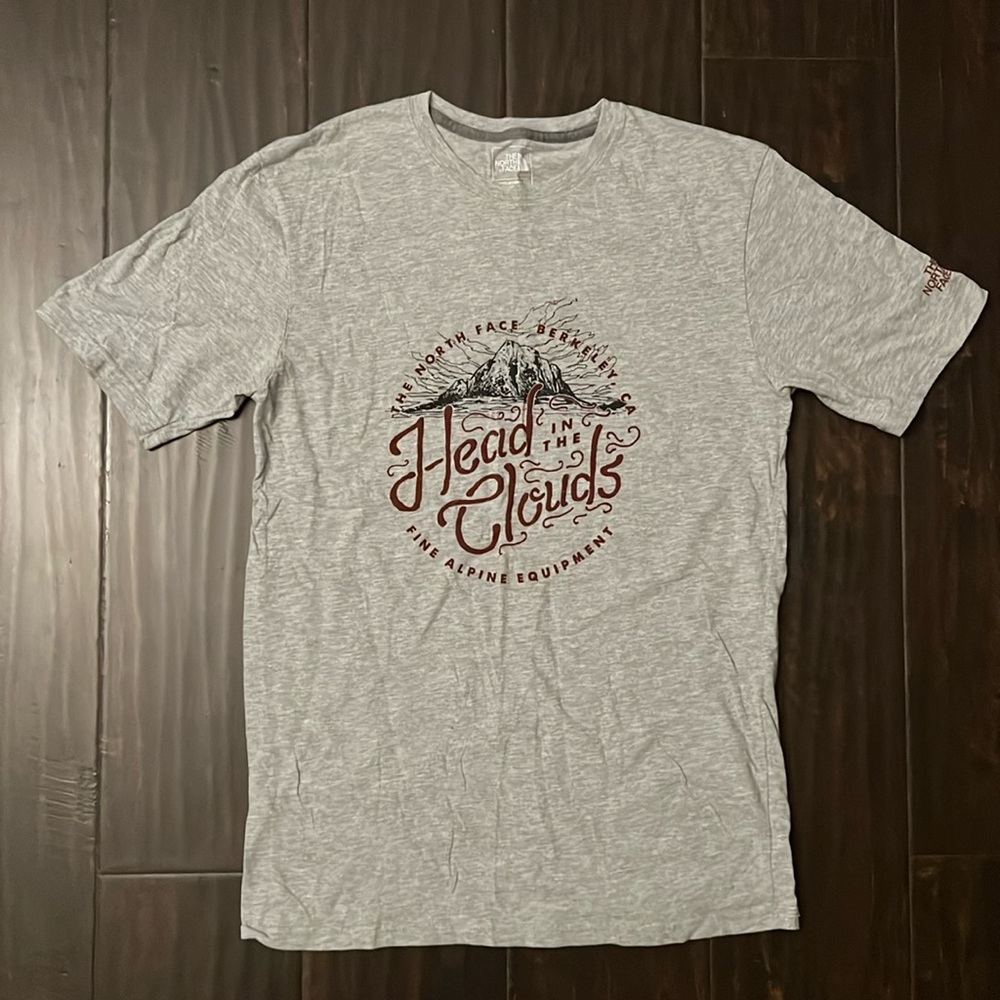 The North Face T-Shirt Men’s size Small